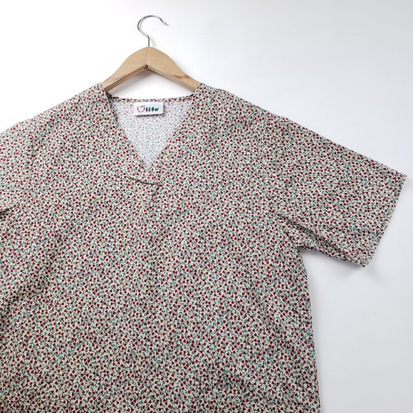 Apple Life Heart Floral Feminine Scrub Top - Picture 10 of 10